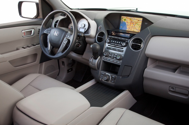 2015 Honda Pilot Touring Interior In Beige Color Picture